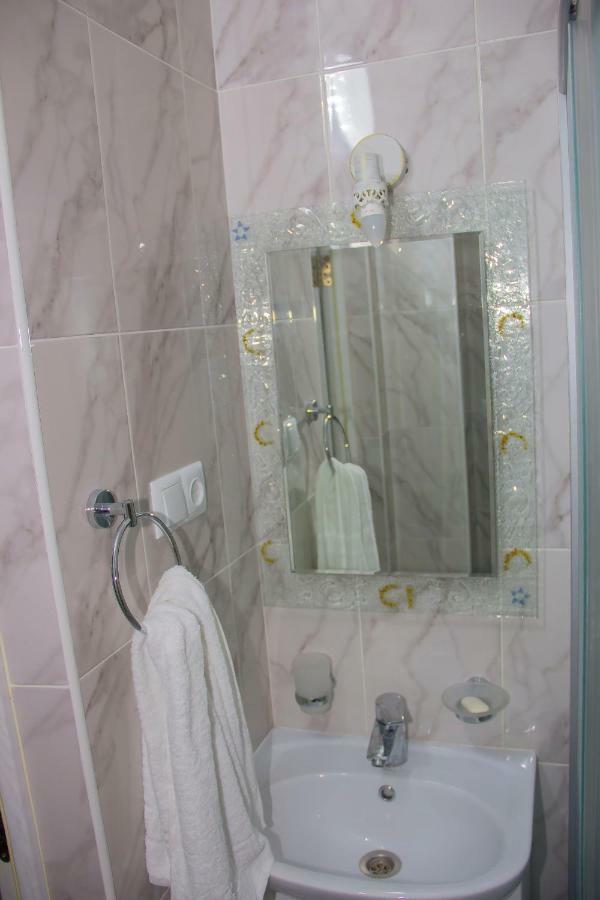 Hostel - Guest House Meyman Almatı Dış mekan fotoğraf